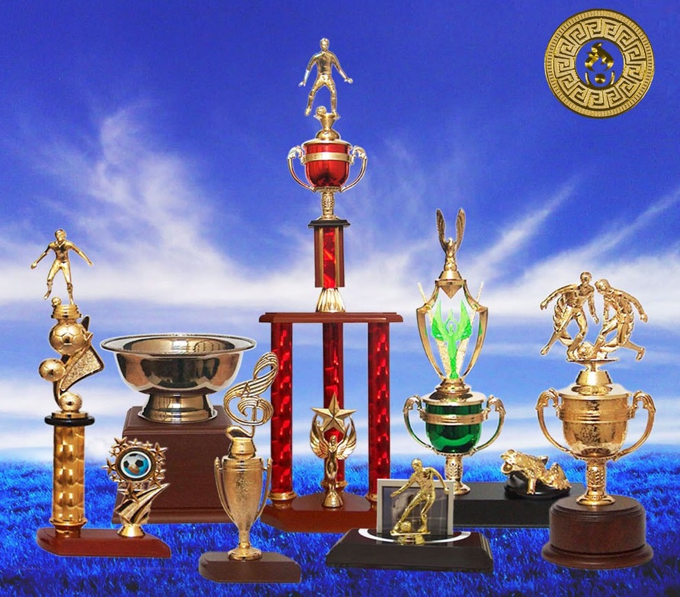 Trofeos personalizados BARATOS y premios ONLINE